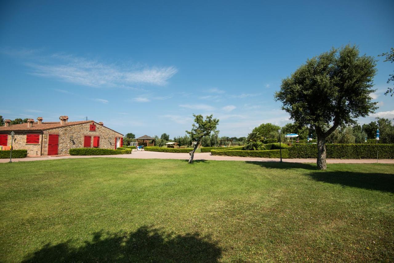 Antico Podere San Francesco Vada Bagian luar foto
